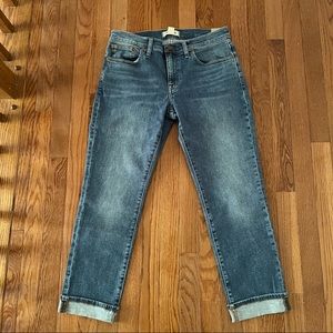 Madewell: The Petite Slim Boyjean in Mayberry Wash